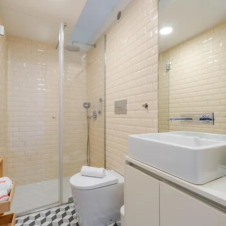Apartment New!! D Joao Iv